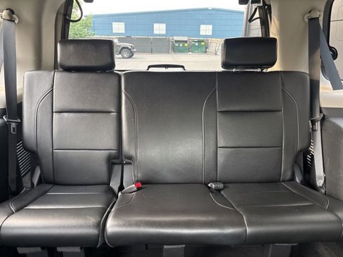 Used 2015 Nissan Armada Platinum image 42