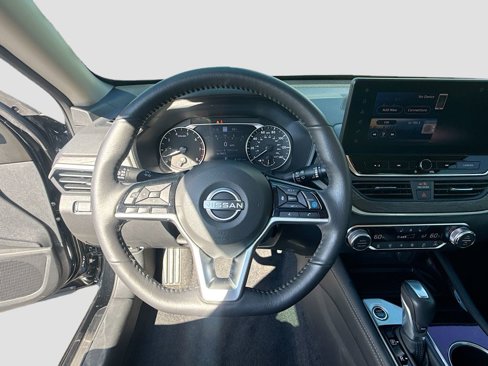 Used 2025 Nissan Altima 2.5 SL image 11
