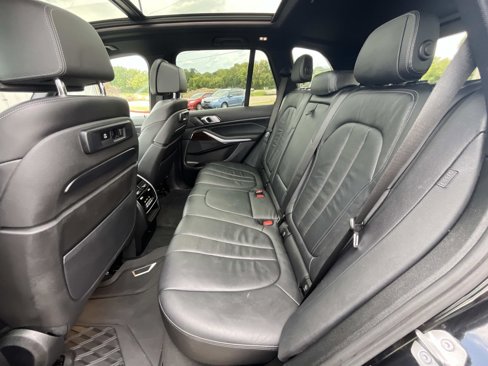 Used 2019 BMW X5 xDrive40i w/ Luxury Seating Package image 13