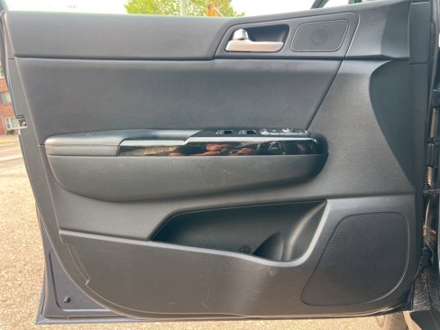 Used 2018 Kia Sportage EX w/ EX Premium Package image 10
