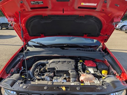 Used 2022 Jeep Renegade Latitude w/ Sun/Sound Group image 38