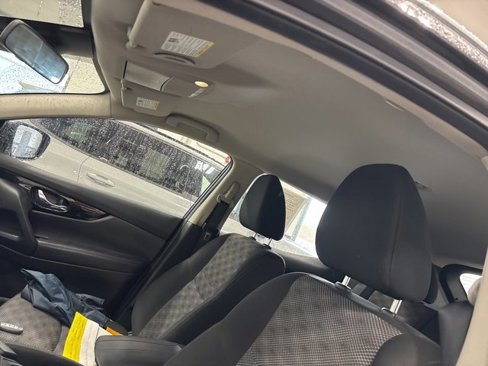 Certified 2022 Nissan Rogue Sport SV image 11