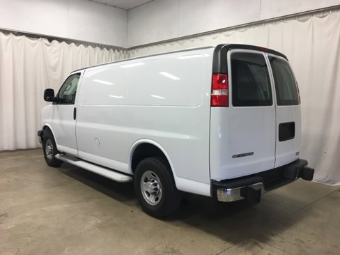 Used 2018 Chevrolet Express 2500 w/ Driver Convenience Package image 6