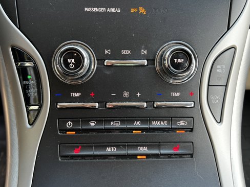 Used 2020 Lincoln Nautilus FWD w/ Equipment Group 101A image 26