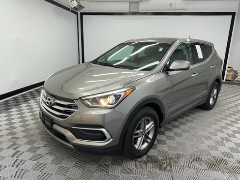 Used 2018 Hyundai Santa Fe Sport image 1