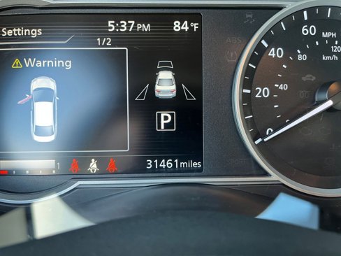 Used 2023 Nissan Versa SV image 40