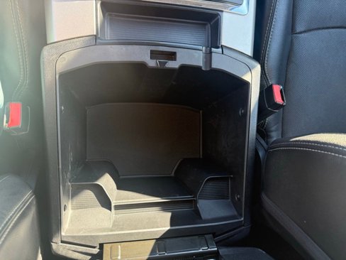 Used 2015 RAM 1500 Laramie w/ Convenience Group image 17