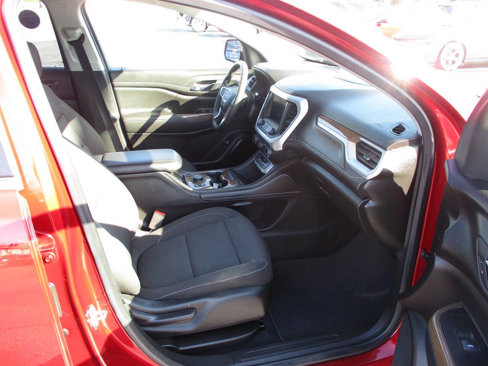 Used 2023 GMC Acadia SLE w/ Driver Convenience Package image 13
