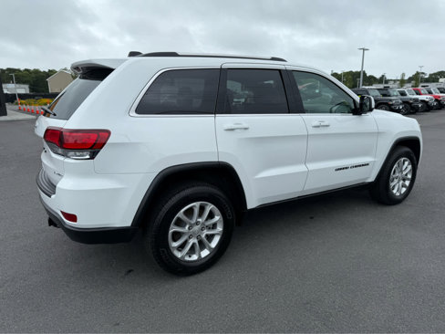 Used 2021 Jeep Grand Cherokee Laredo X image 9
