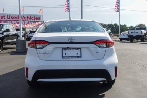 Certified 2022 Toyota Corolla LE image 11