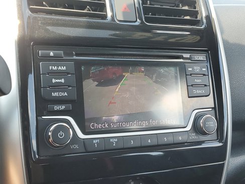 Used 2015 Nissan Versa Note SR image 23