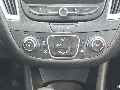 Used 2023 Chevrolet Malibu RS image 29