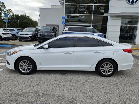 Used 2016 Hyundai Sonata SE image 3
