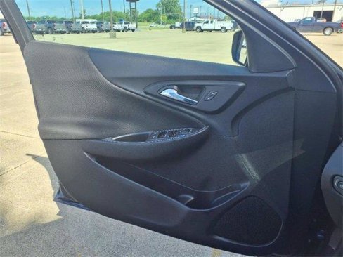 Used 2022 Chevrolet Malibu LT image 20