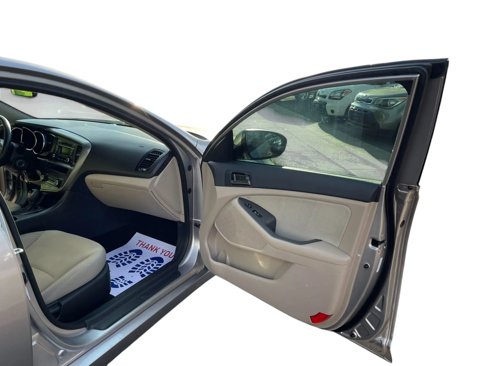 Used 2012 Kia Optima LX w/ Convenience Pkg image 15
