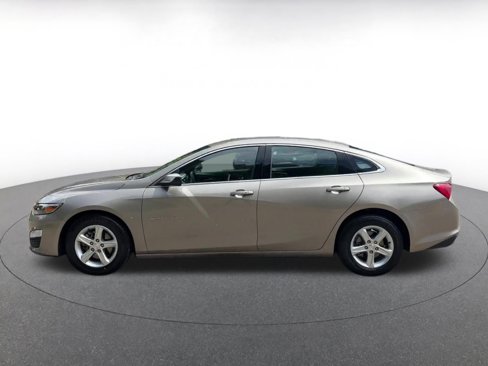 Used 2023 Chevrolet Malibu LT w/ Driver Confidence Package image 10