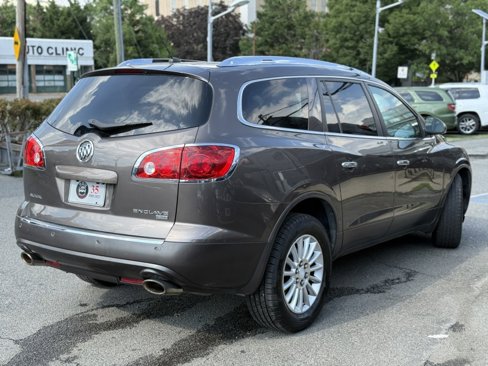 Used 2011 Buick Enclave CXL image 4