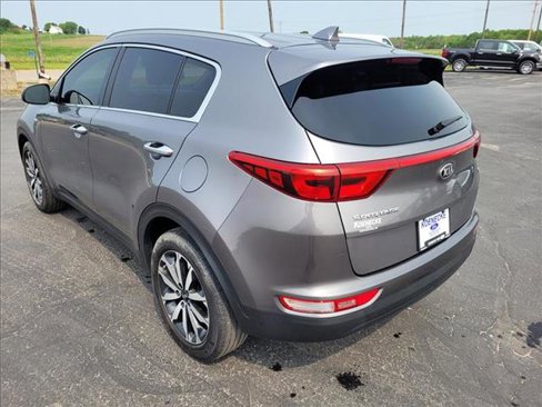 Used 2017 Kia Sportage EX image 10