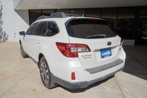 Used 2017 Subaru Outback 2.5i Limited image 5