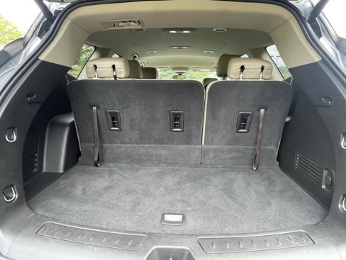 Used 2019 Buick Enclave Essence image 17