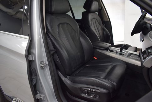 Used 2016 BMW X5 xDrive50i w/ XLine image 21