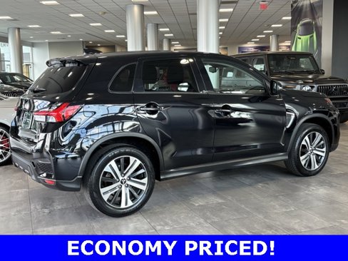 Used 2022 Mitsubishi Outlander Sport SE image 4