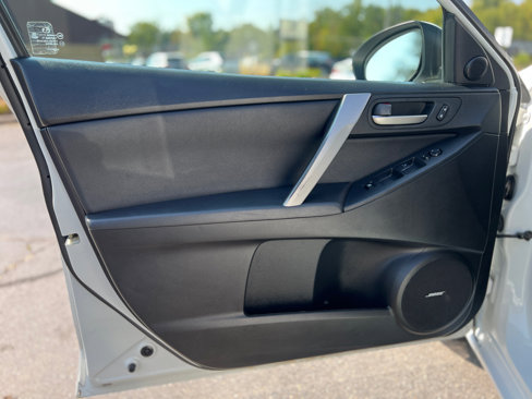 Used 2013 MAZDA MAZDA3 i Grand Touring image 13