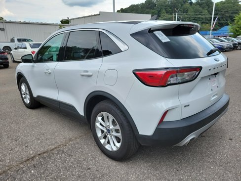 Used 2021 Ford Escape SE image 7