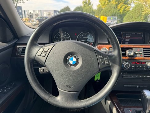Used 2011 BMW 328i xDrive Sedan image 24