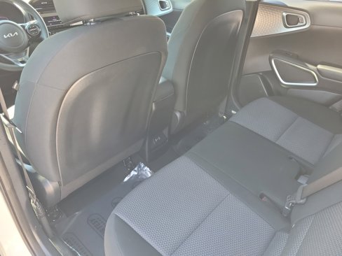 Used 2023 Kia Soul S image 12