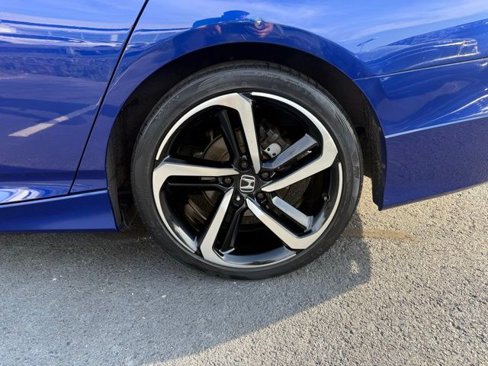 Used 2019 Honda Accord Sport image 12