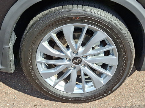 Certified 2024 INFINITI QX50 Luxe image 8