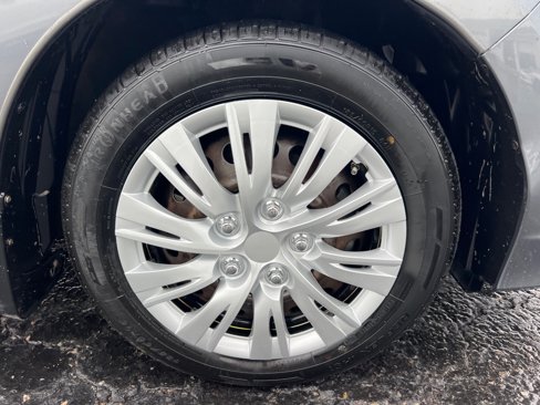 Used 2014 Honda Insight LX image 38