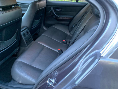 Used 2006 BMW 330i Sedan image 16