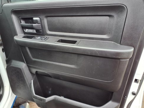Used 2018 RAM 2500 Tradesman w/ Chrome Appearance Group image 22