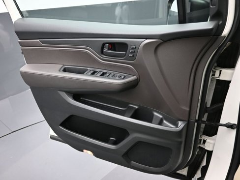 Used 2018 Honda Odyssey EX-L image 13