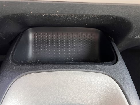 Used 2022 Toyota Corolla LE image 29