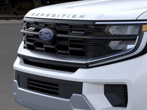 New 2025 Ford Expedition Max Platinum image 17