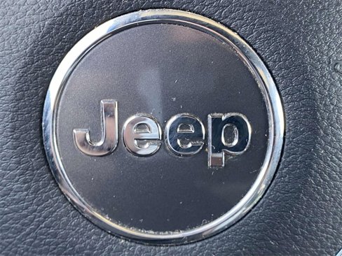Used 2013 Jeep Wrangler Unlimited Sahara image 29