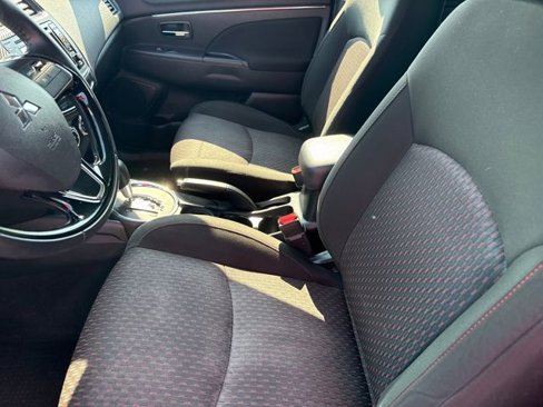 Used 2017 Mitsubishi Outlander Sport SE image 11
