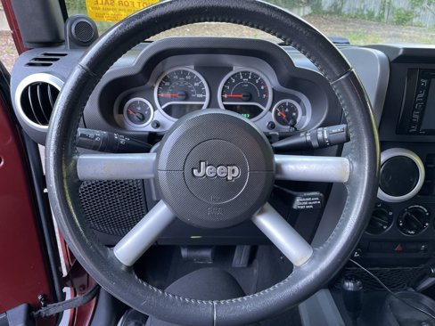 Used 2010 Jeep Wrangler Unlimited Sahara w/ Dual Top Group image 29