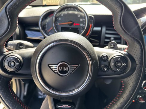 Used 2019 MINI Cooper S w/ Signature Upholstery Package image 12