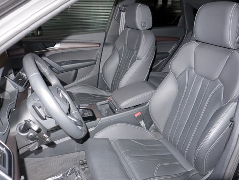 Certified 2022 Audi Q5 2.0T Premium w/ Convenience Package image 8