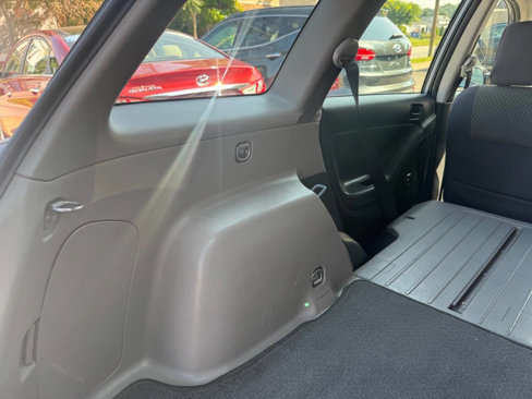 Used 2006 Toyota Matrix image 22