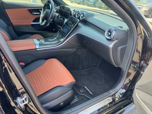 Certified 2023 Mercedes-Benz C 300 4MATIC Sedan image 19