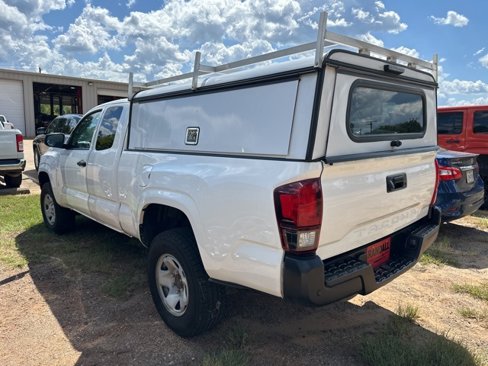 Used 2021 Toyota Tacoma SR image 3