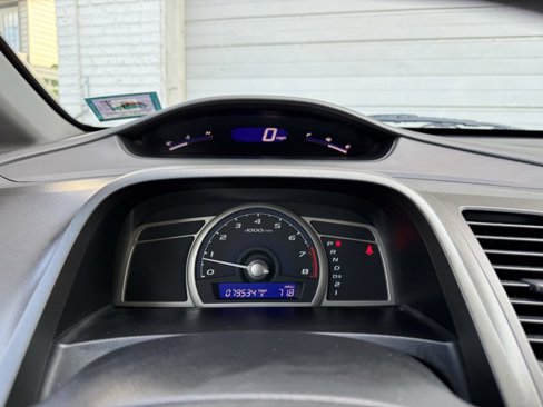 Used 2011 Honda Civic DX-VP image 15