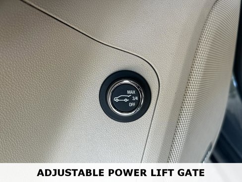 Used 2018 GMC Acadia Denali image 22