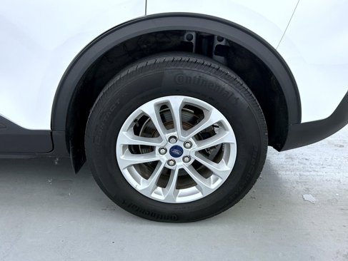 Used 2022 Ford Escape SE w/ Cold Weather Package image 22