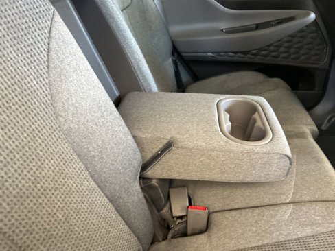Used 2019 Hyundai Santa Fe SE image 25
